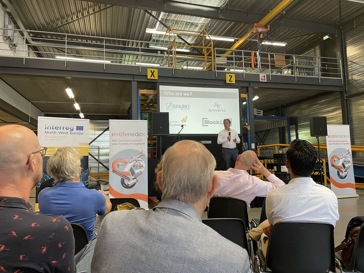 Vandaag namens @bexter_it  bij het Spark living lab blockchain conference!