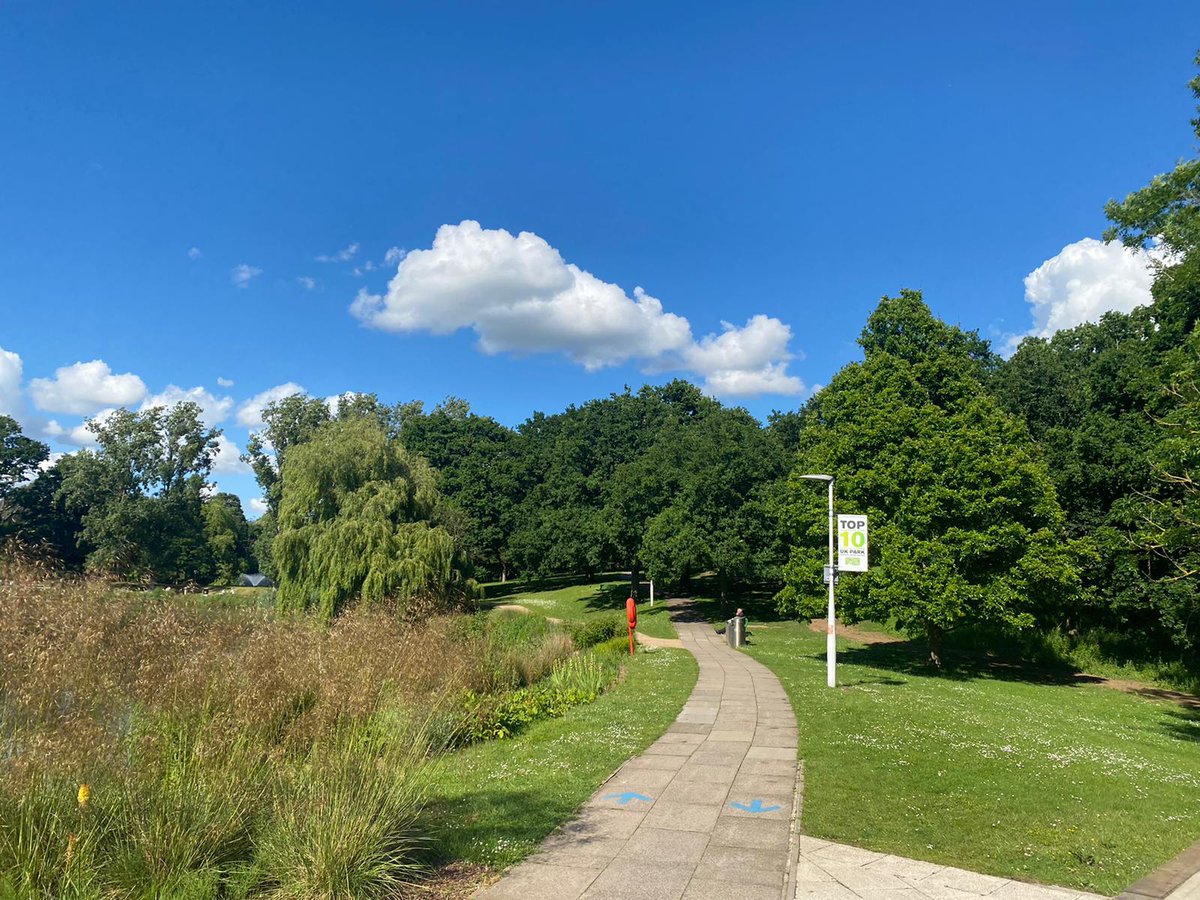 Uni_of_Essex's tweet photo. Two days to go! ⏰
We're hoping for more of this beautiful weather on Saturday, when we'll be hosting our next Open Day.
Join us to explore the stunning Colchester campus, meet staff and students and learn more about our fantastic range of courses.
#ApplyingForUni https://t.co/ygc2xpgijw