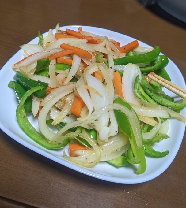 Twitterのコスプレ画像15