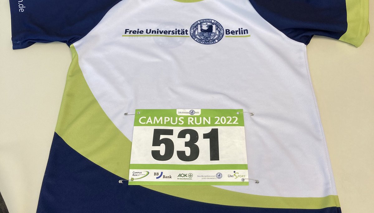 vanHuellen's tweet photo. Heute laufe ich für die @dvpw im #TeamOSI beim #CampusRun @FU_Berlin! Wer läuft mit?

#PoWi #läuft https://t.co/SMCahtTTpE