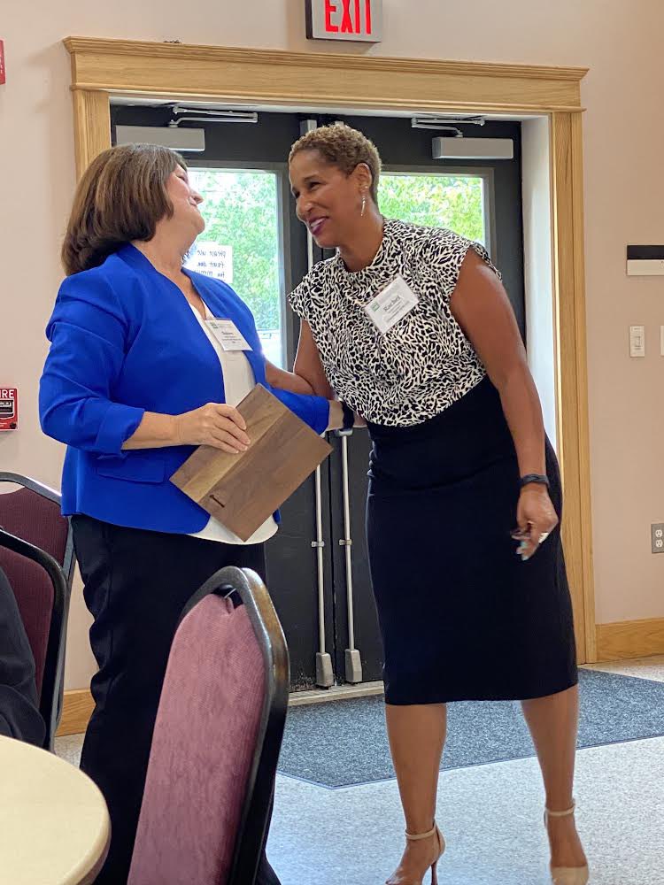 injenkins44's tweet photo. 2021 Skop Award winner Rachel Glisper presented the 2022 Skop Award to MMHR Chair and @TownofStow Assistant Town Administrator Dolores Hamilton during the MMHR Annual Meeting this morning #MMHRocks @massmunicipal https://t.co/M8ynxDjoG5