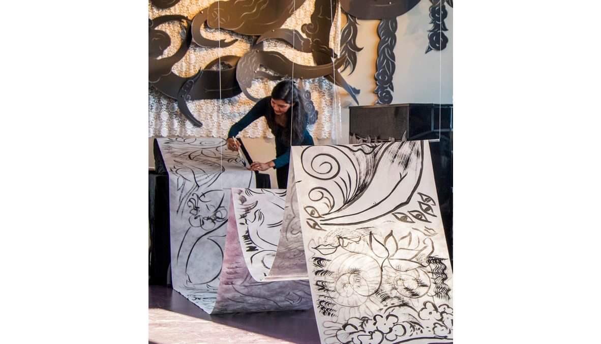 andreaarroyoart's tweet photo. Join us Saturday! "Spontaneous Minds: The Art of Improvisation" #livemusic @miguelzenon & #livepainting @andreaarroyoart @ZuckermanBrain @HSAmuseum @NoMAAarts Free,info https://t.co/xppQnKh6Ke
Day814 Sheltering in love.
#AndreaArroyoArt #Creativeimprovisation #creativeprocess https://t.co/Znw5d5itXV