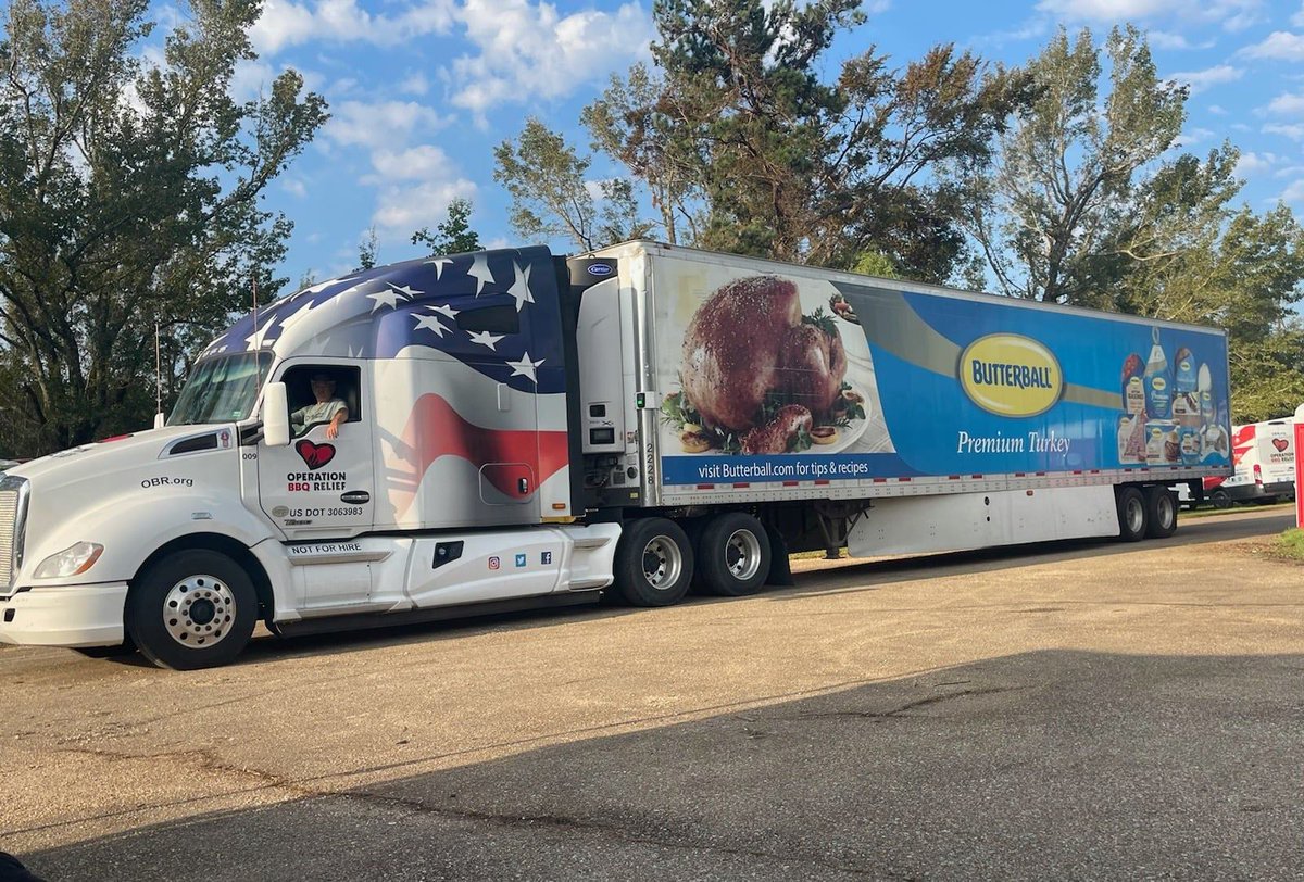 OpBBQRelief's tweet photo. Operation BBQ Relief is grateful to @Butterball for the turkey donations to help feed communities in need. Thank you Butterball for sharing #AllKindsOfGood! https://t.co/o5S095sVBx