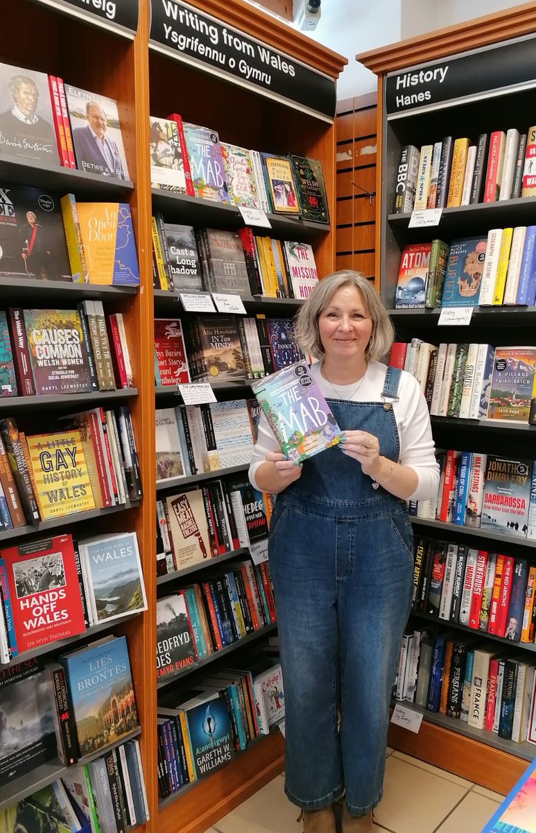 WaterstonesAber tweet picture