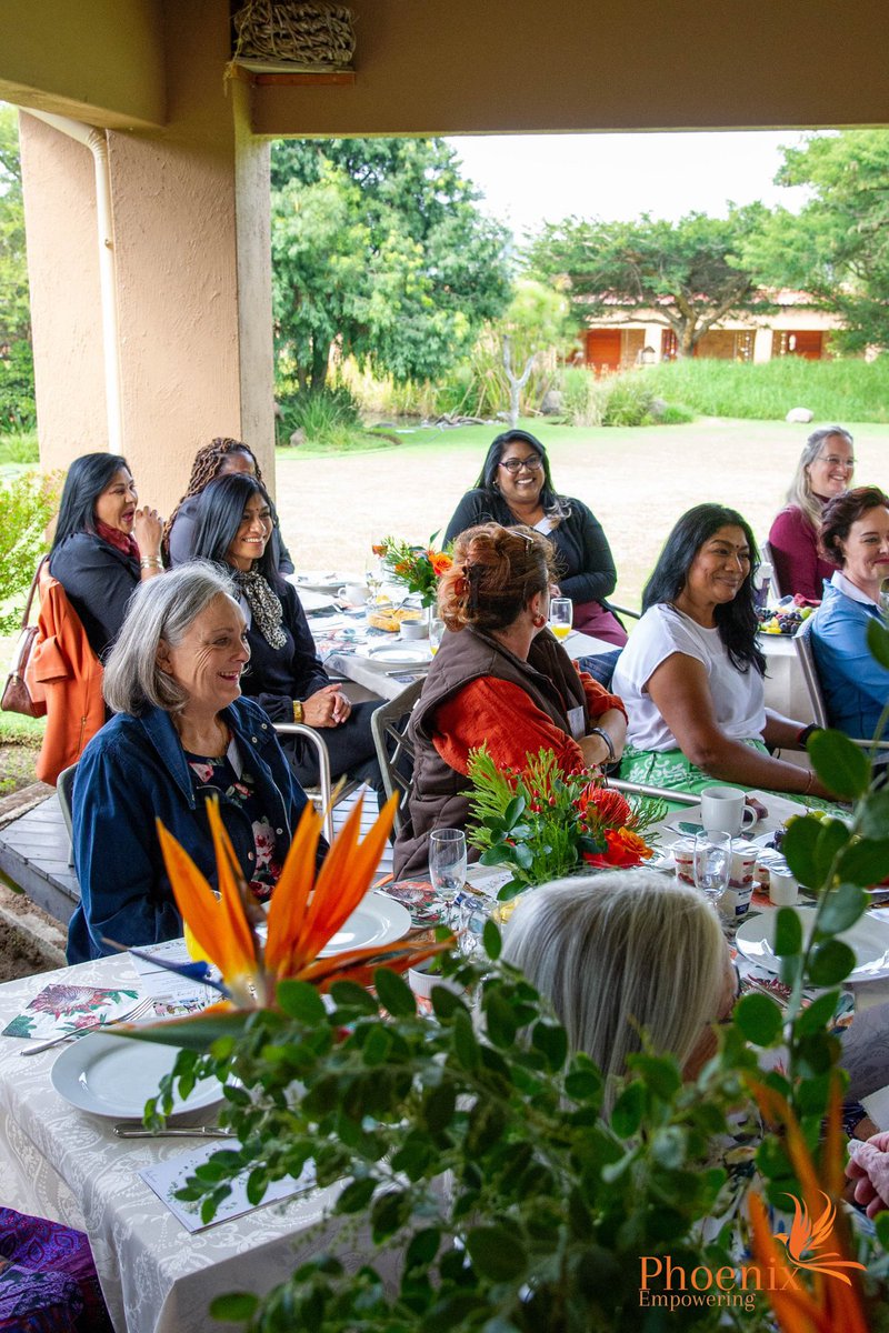 PEmpowering's tweet photo. Phoenix Connect events encourage women in business to learn, grow &amp; connect. These are intimate gatherings designed to give women a platform to share and discuss ideas and industry insights. 

We're looking forward to the next one! 

https://t.co/Ux5b2szuYe @OceaGarriock https://t.co/STRmrjc9Uv