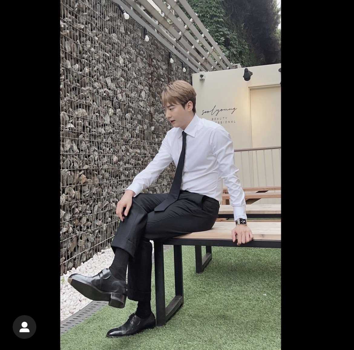 linosaran_2ch's tweet photo. 【翻訳】220616

久しぶりのスーツ
久しぶりのTEENTOP

@TEEN_TOP 

#틴탑_천지 #TEENTOP_CHUNJI
#천지 #찬희 #チョンジ #CHUNJI #이찬희

ほんっと仲良いな☺️ https://t.co/7Bk6r9Y06h