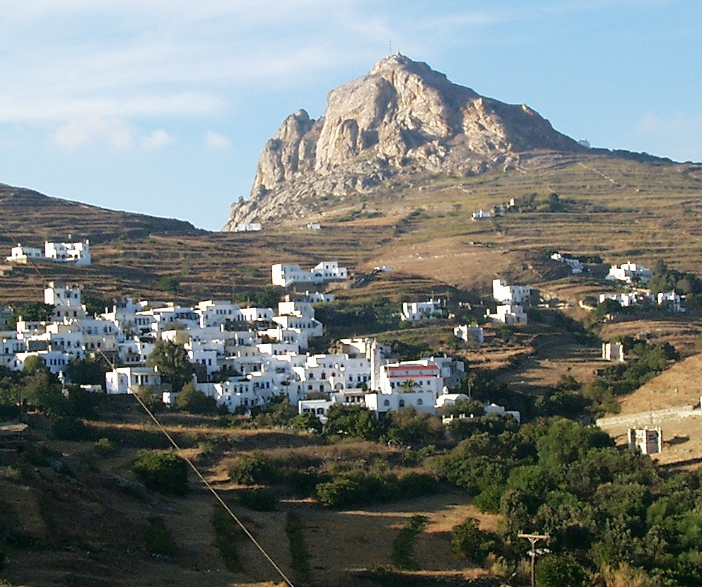 griechisches's tweet photo. Weiter geht's mit #grinseln = kleinen, weitgehend unbekannten Inseln, die in diesen Tagen auf @griechisches vorgestellt werden: Heute wieder eine Kykladeninsel wie die gestrige: Tinos
https://t.co/ByzjY1C54I https://t.co/oc4HjcqgYx