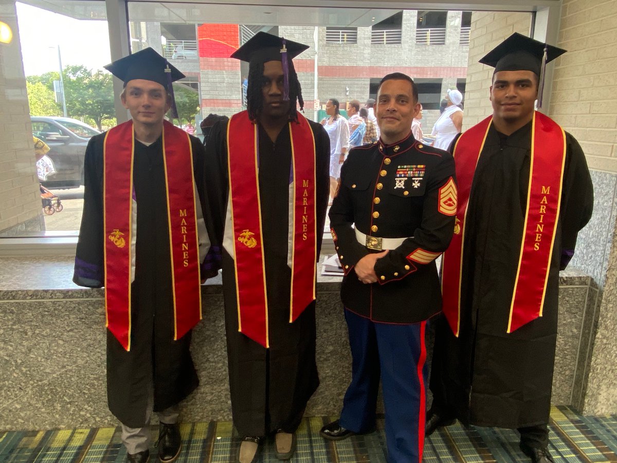SouthGarnerHS's tweet photo. We are Titan Proud of the Class of 2022! #ExcellenceOnPurpose @WCPSS @Southernarea1 @Monika4Schools @JamesOverman4 @SGHSPrincipal https://t.co/KbJkGFyf70
