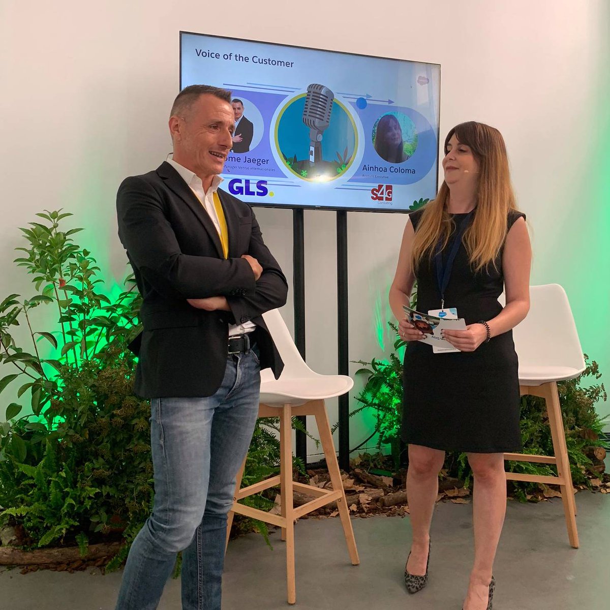 Jérôme Jaeger presenta el caso de éxito de #GLSSpain en la implementación de <a href="/SalesforceES/">SalesforceES</a> junto a <a href="/S4GConsulting/">S4G Consulting</a>.

"Salesforce nos da una visión 360º. Integrar diferentes tipos de clientes y destinatarios nos da una agilidad necesaria en nuestro día a día".

#InnovationDayMadrid