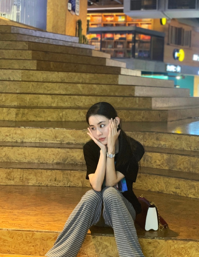 The ideal is a guiding light. Without ideals, there is no firm direction, and without direction, there is no life