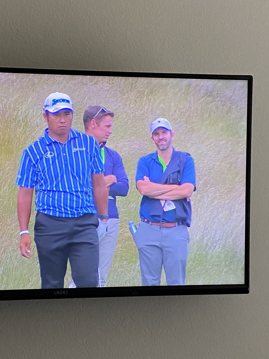 DailyDonDriver's tweet image. Serial killer water bottle placement here from @AndyTFE of the @the_fried_egg, @BrendanPorath and @KylePorterCBS to please reprimand ASAP.