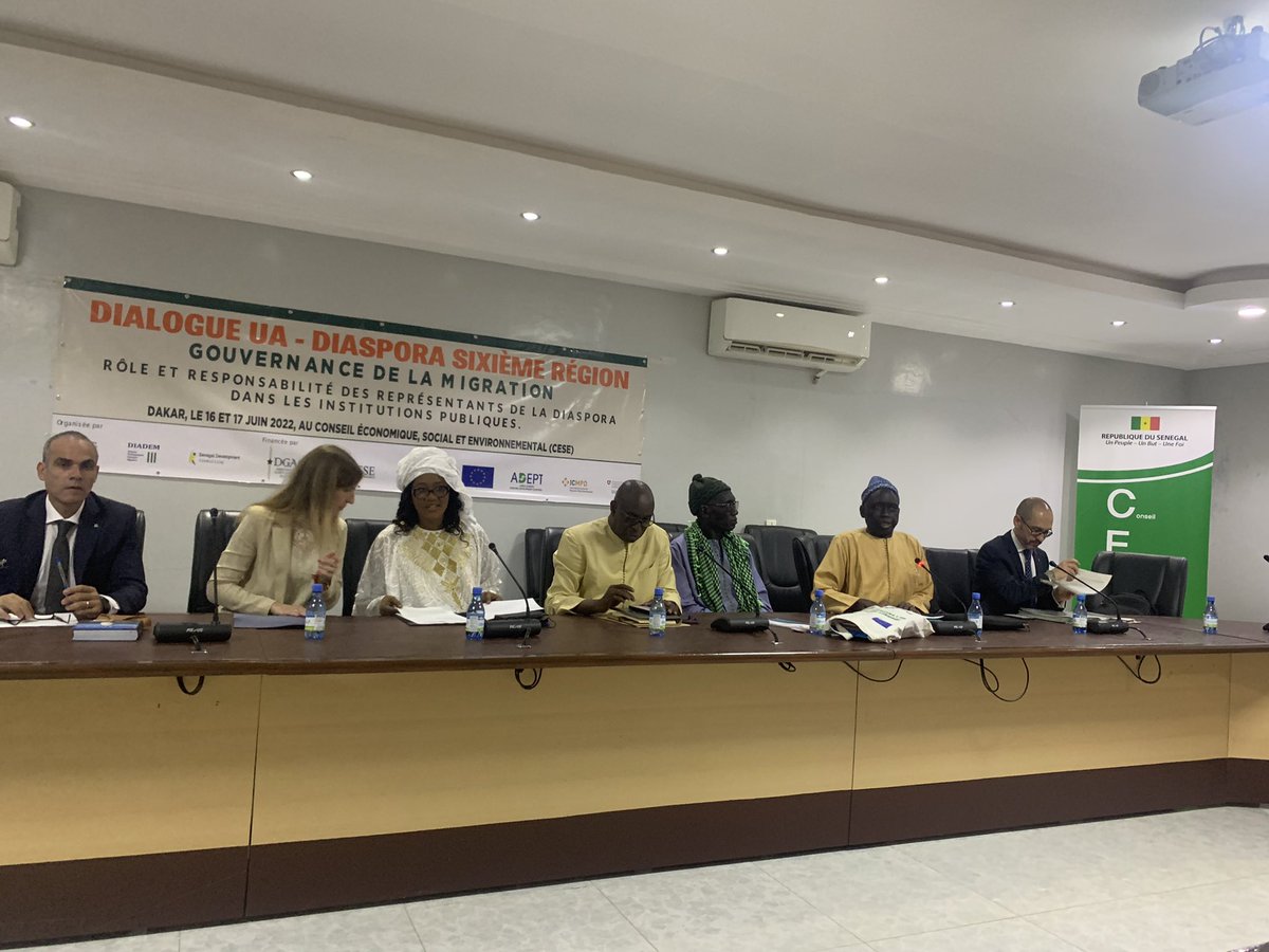Soldevilajr's tweet photo. Assistim al seminari de la @CasCatSen a la seu del CESE a Dakar, acompanyant a @exteriorscat. Hem reflexionat sobre la diàspora Senegalesa a Catalunya i la governança de les migracions. Ha obert l’acte l’HC @_VictoriaAlsina. Gran intervenció de @MawaNdiaye. https://t.co/AUsYiQkwT6