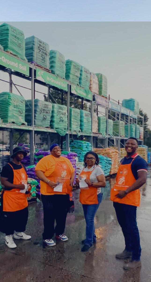 Beoler's tweet photo. Have you seen a happier Garden Recovery Team??? I call them the Executioners ⚔️#0703  @PruittArthur @RSalemi @MICAHBARNETT @christydumas https://t.co/JXBjs3bagm