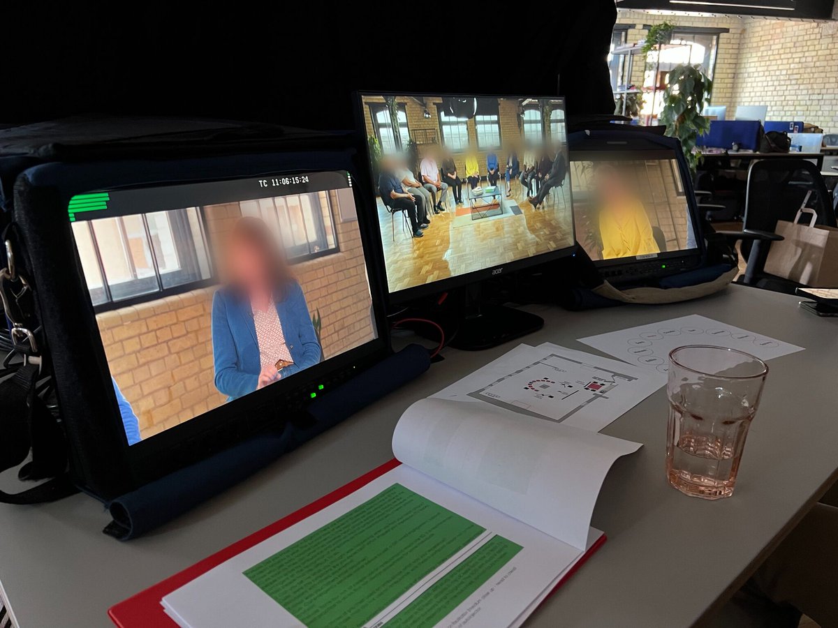 EnzymeComms's tweet image. Our office became a studio for the day! 🎥
Last week, we welcomed heart attack survivors into our office to film for a groundbreaking clinical trial aiming to help people suffering from heart attacks. 
We are excited to continue working on projects like this 🚀

#SciComms