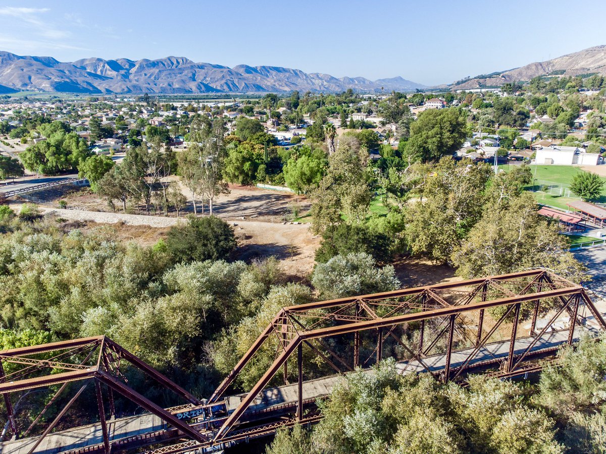 CountyVentura's tweet photo. Good morning from #WarringPark in #Piru! Hope to see you at Ventura County Parks this weekend! ☀️¡Buenos días desde Warring Park en Piru! ¡Esperamos verlos este fin de semana en los #parques del Condado! #weekendvibes #vcparks #summertime 📍https://t.co/VlZVZi59dS https://t.co/O8icgKlkta