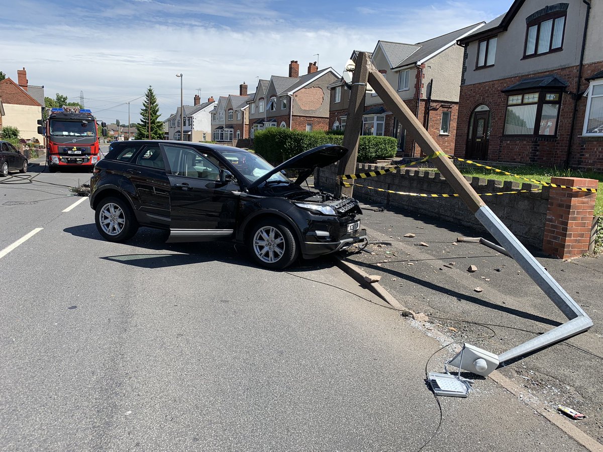 WMFSStourbridge's tweet photo. @WMFSStourbridge @WMFSTipton  dealing with RTC this morning fortunately no injuries. Reminder to all please drive safely #westmidlandsfireservice #Roadsafety https://t.co/hMRQam124M