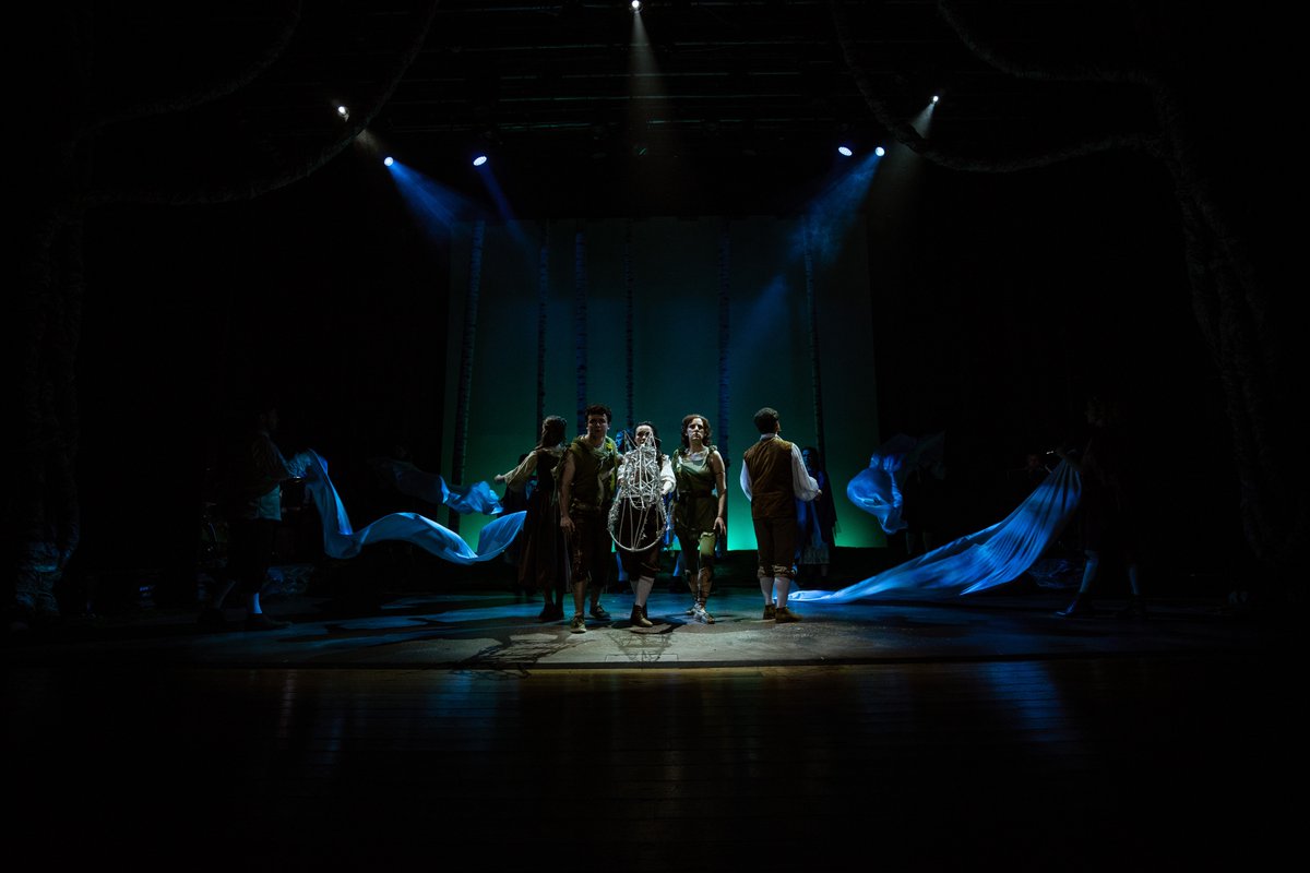 We've been enjoying the fantastic audience reaction the last few nights! Only a few more chances to catch this seó iontach! 

milltheatre.ticketsolve.com/shows/873633782

#BringOnTheDay 

📸 Adrian O'Connell (Itchy Feet Creative)