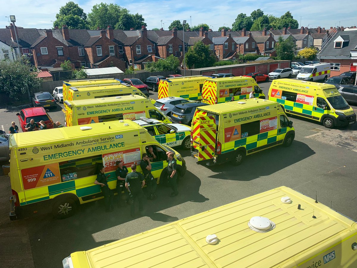 LeoFielding4's tweet photo. I thought this was a Fire Station 🤣🤣 A very warm welcome to @OFFICIALWMAS @WMASHART final preparations for exercise. Not long now!! 🚑🚑🚑🚑🚑🚑🚑🚒🚒🚒🚒🚒🚒🚒 https://t.co/mnxpqkmsU1