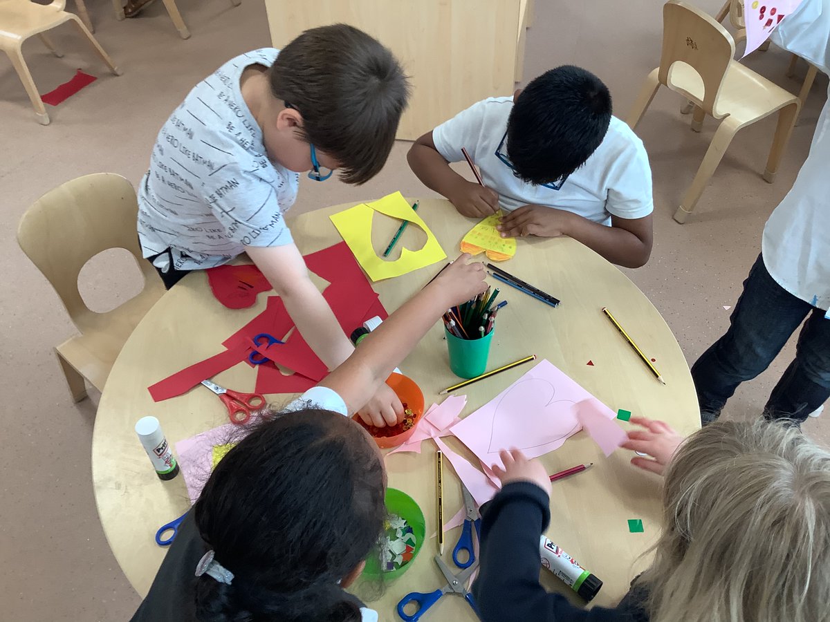 MissHallidayCVP's tweet photo. Ask us about our day! @CanalViewPSEdin https://t.co/6zhIP7cmKW