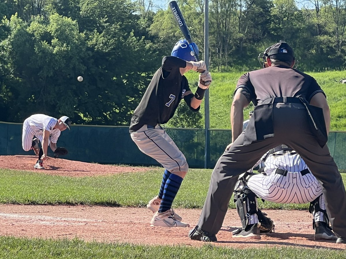 Tony Mazzola bringing the heat to get the #StatelineGenerals out of a bases loaded situation. <a href="/PathwayBB/">Pathway Baseball</a> @PBR_Uncommitted