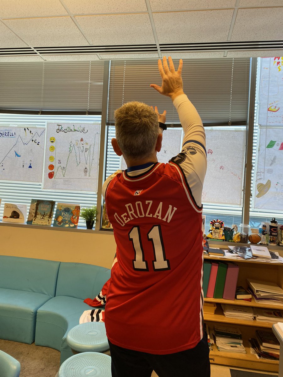 It’s shirt number FOUR! And it’s <a href="/chicagobulls/">Chicago Bulls</a> 🏀 for #sportforall <a href="/NAEducation/">Nord Anglia Education</a> <a href="/BISCLincolnPark/">BISC Lincoln Park</a> Next change at 10:00am!
