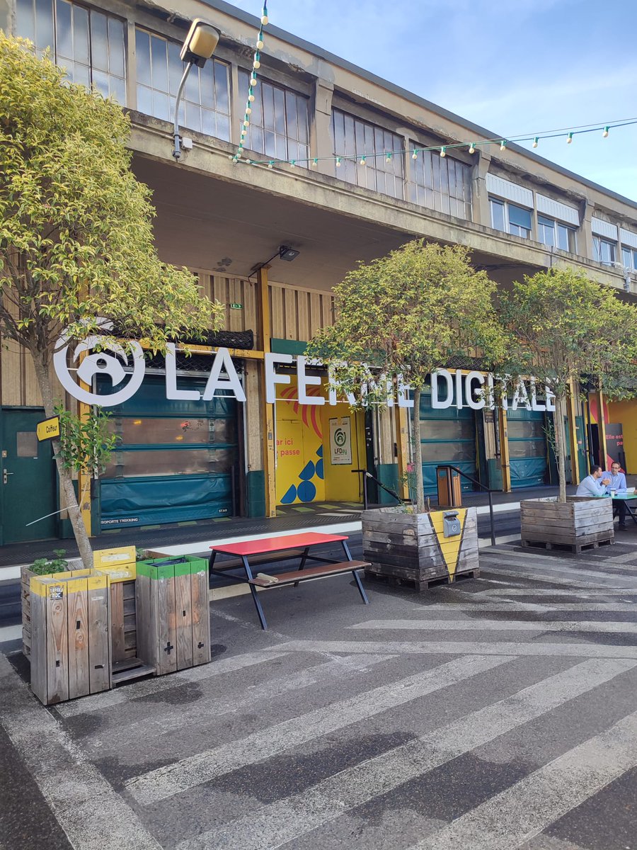 kuupanda_'s tweet photo. Merci infiniment à la @FermeDigitale  pour l’organisation exemplaire de la 6é édition du #LFDay. Nous étions présent ce mardi 14 sur le stand de D10, et avons eu l’occasion de faire plusieurs rencontres dans le monde de l’#agritech https://t.co/J6xpcYlsMO