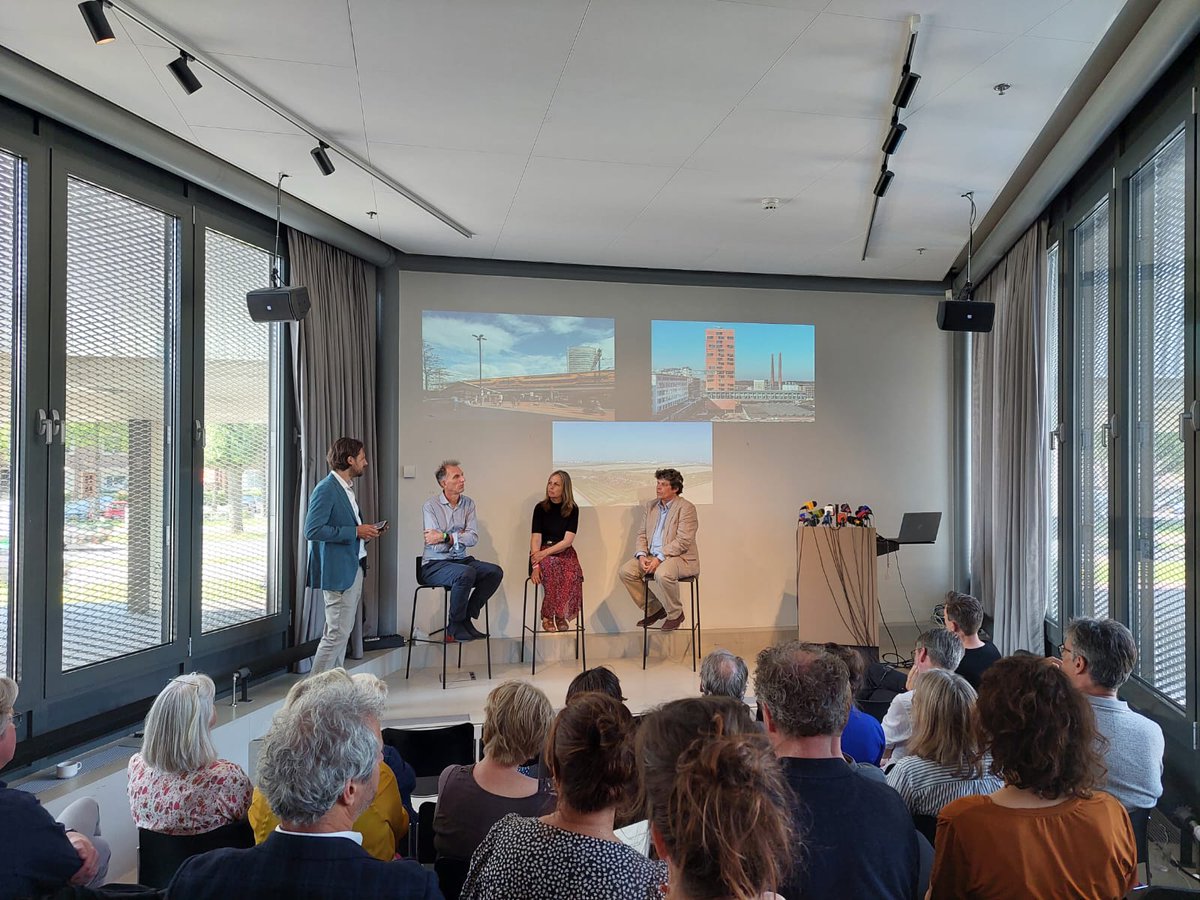 Het bouwmeestersnetwerk bijeen in Rotterdam! #bouwmeestersdebat <a href="/AIRotterdam/">Adem in Rotterdam</a>