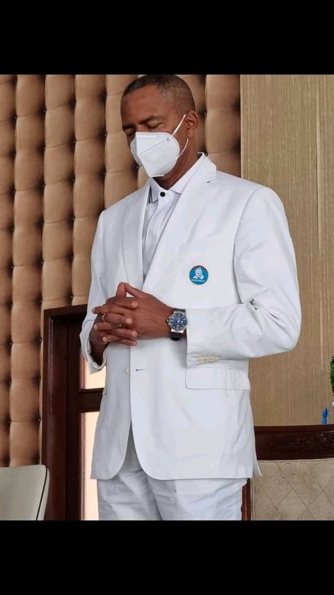 L'homme qu'il faut à la nation congolaise ✌️
<a href="/moise_katumbi/">Moise Katumbi</a> 
<a href="/SalomonKalonda/">Salomon SK Della</a>
<a href="/katebemulubwa02/">Patrick Katebemulubwa</a> 
<a href="/Ensemble_MK/">Ensemble pour la République</a>