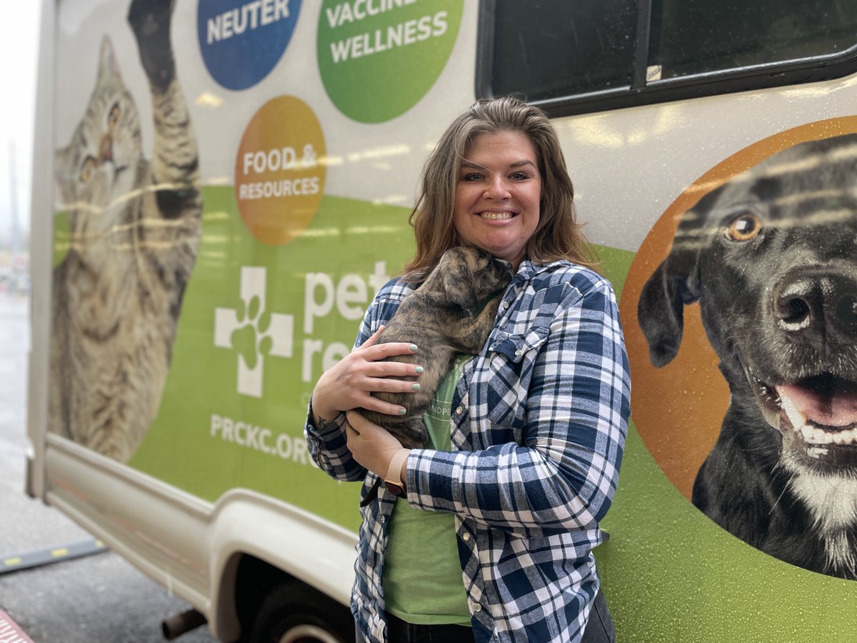 prckcmo's tweet photo. Because of powerful local partnerships like the one we have with @HillsPet, we're able to bring affordable vet care to communities that are filled with people who cherish their pets, but just need a little boost.
#HillsPartner https://t.co/mKiROC1SbU