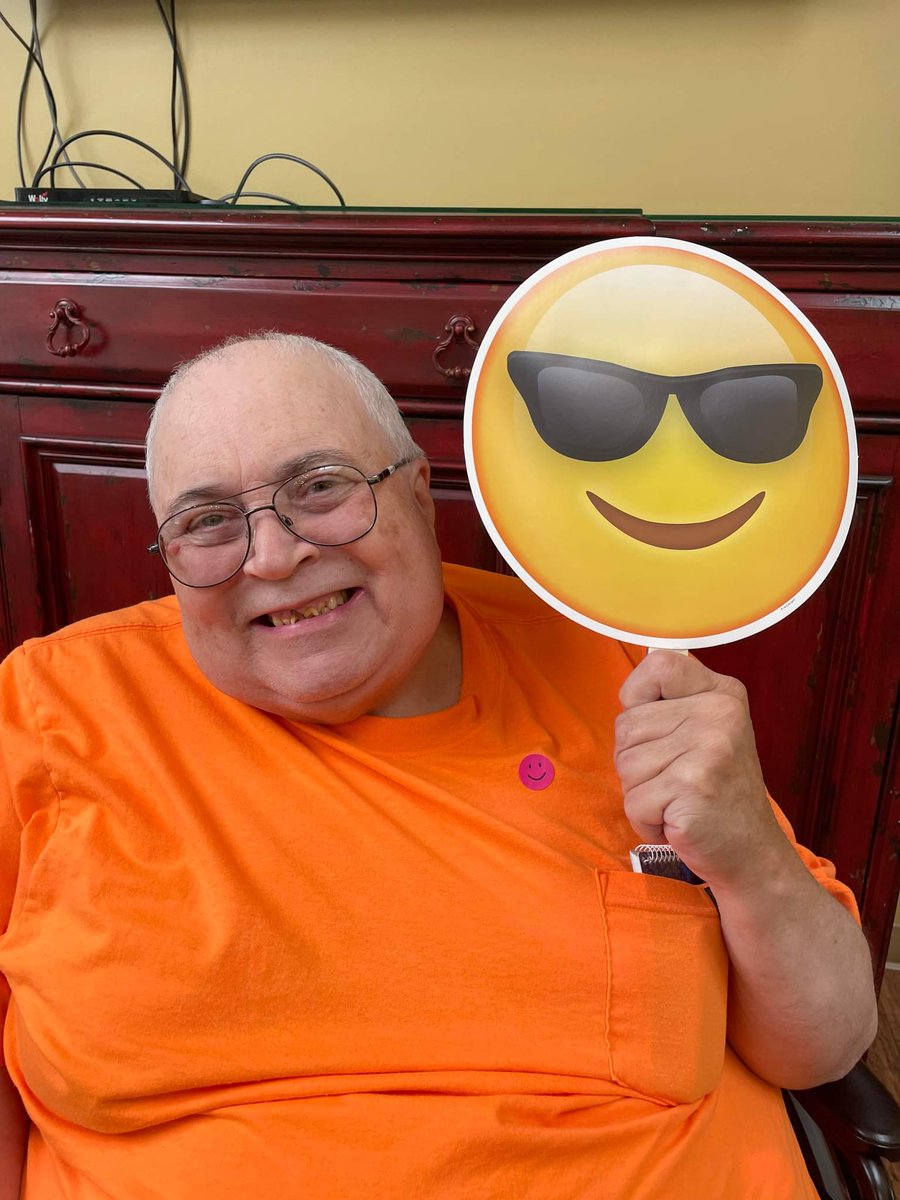 HorizonFresno's tweet photo. ¨Smile is the beauty of the soul.¨
    - Lailah Gifty Akita
Horizon residents and staff had so much fun with our emojis in honor of National Smile Power Day!

#NationalSmilePowerDay #Smiles #Smile #SmilePowerDay #Emoji https://t.co/C64fTjhCUt