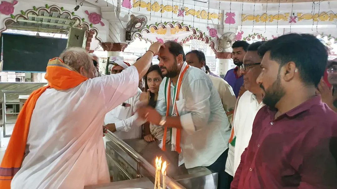 nirav_INC's tweet photo. મોંઘવારી વિરોધ પદયાત્રા

આજે વટવા વોર્ડ માં મોંઘવારી ની વિરુદ્ધ માં વિશાળ પદયાત્રા નું આયોજન કરવામાં આવ્યું.

#મોંઘવારી #Mehangai #mehangaimaargai #mehangaikibaat #MehangaiKiMaar #FailedGovernment #BJPHataoDeshBachao #niravbaxi https://t.co/Y4DFQabLc1