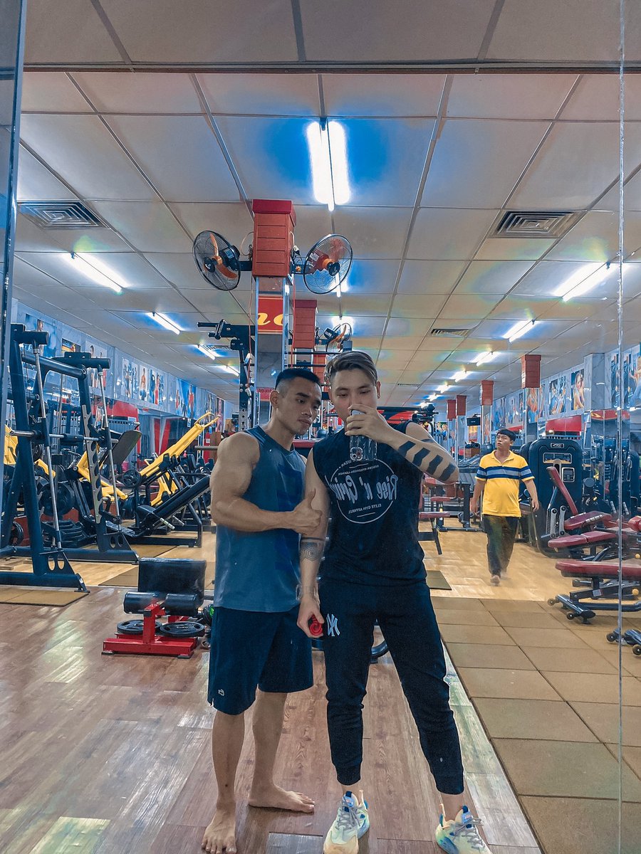 kensport94's tweet photo. Sắp tới mng xem clip sẽ thấy Củ Cải ko còn cái bụng bia nữa 😅 https://t.co/FMZl9nRGn4