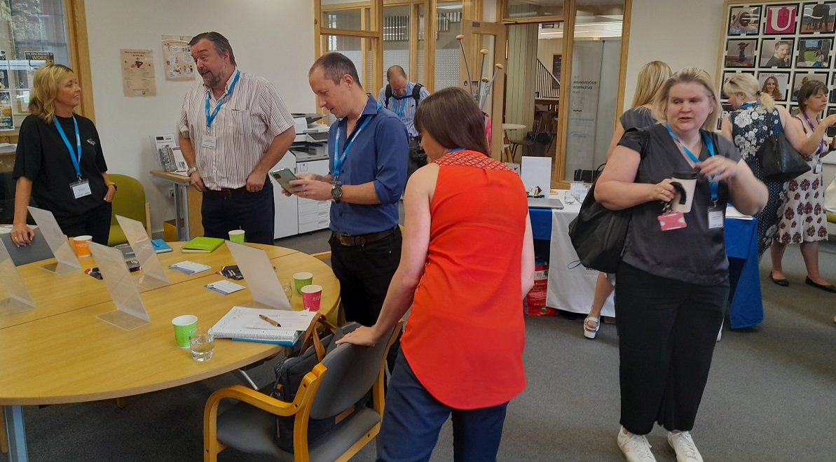 RodneyKumarPR's tweet photo. On #CleanAirDay it was great to meet with other businesses in #Bucks to see what can be done to tackle air pollution at @bbfuk Clean Air Conference today. Everyone seems united in wanting to make the air in our county better! #YourBusinessFirst https://t.co/Dx6acLBLyY