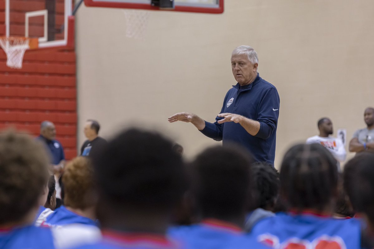 Always appreciative of <a href="/CREI_Adam/">Adam Shoulders</a> for allowing me to help lead Crossroads Elite Invitational. The 2022 version of camp was our best yet. Thankful for all of the effort and energy from Coach Don Showalter and the rest of our coaching staff that made it all possible.