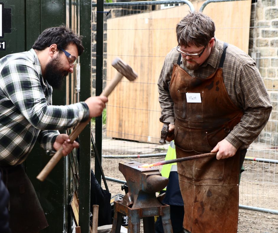 LandmarkEngage1's tweet photo. #ThrowbackThursday to when we had #blacksmiths Tim and Matt at #CalverleyOldHall demonstrating their skills during our #TasterDays on 24 & 25 May as part of our @HeritageFundUK #SectorBasedWorkAcademy: https://t.co/QxkUPh08G4 Recommended to us by Bethan @ironworkstudio. https://t.co/noGEZoHCt5