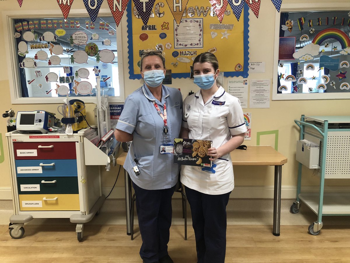 Wishing our latest Student Nurse Natasha, all the best for the rest of your training - it’s been lovely having you on the CRC 😊
#ourfamilycaringforyours <a href="/RMCHosp/">RMCHosp</a>  <a href="/OfficialUoM/">The University of Manchester</a>