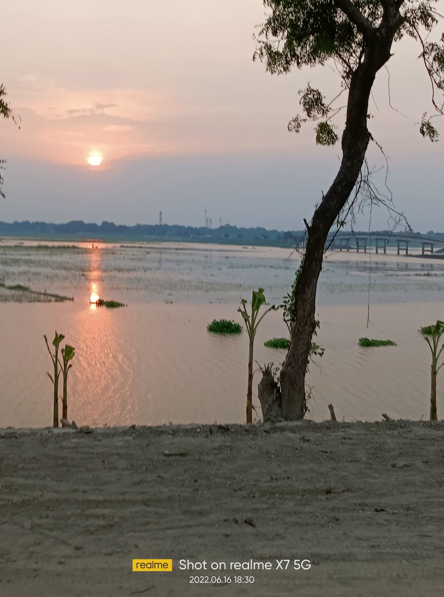 EmonHasan_1's tweet photo. 🇧🇩🇧🇩🇧🇩 https://t.co/ESzUX5pq1q