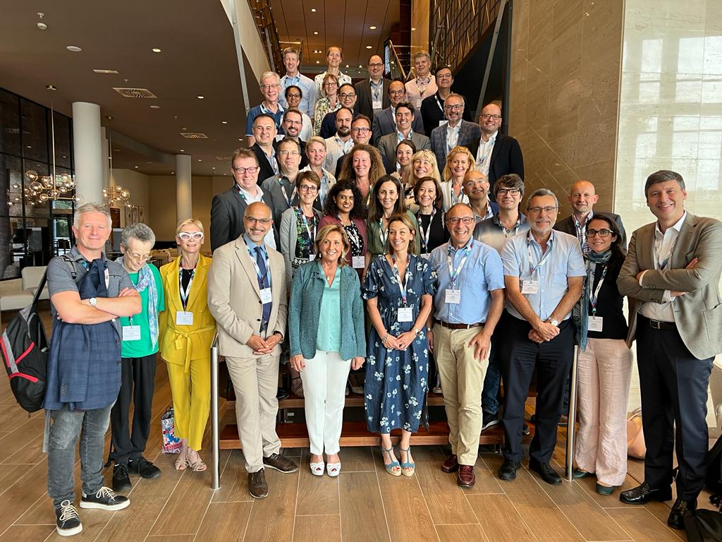 ESMO - Eur. Oncology tweet media