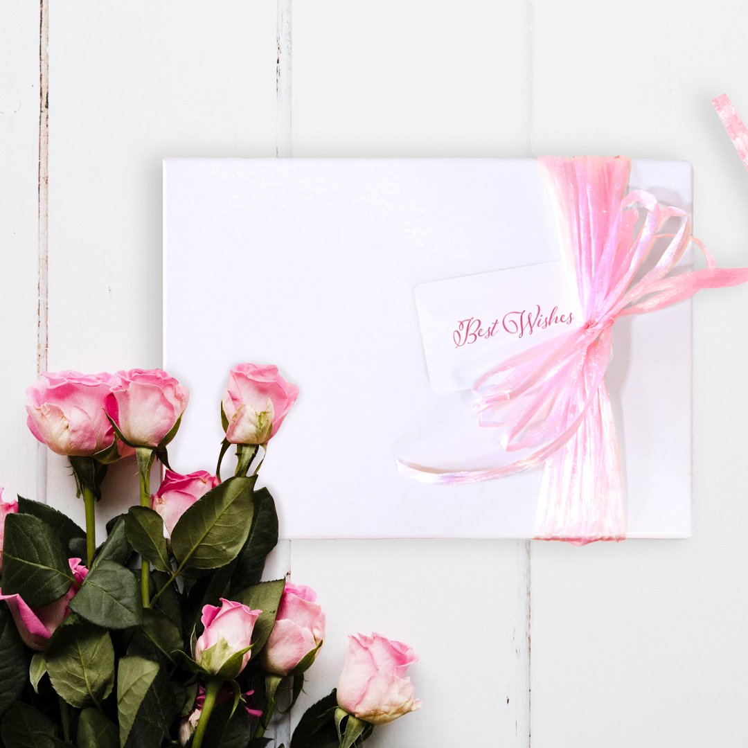 MidAtlanticPkg's tweet image. Summer weddings are just around the corner! Be prepared to add a personalized touch to your wedding gifts &amp;amp; wedding party packaging! 🎀 🛍️ #brandedshoppingbags #customprintedpackaging #papershoppingbags #paperbags