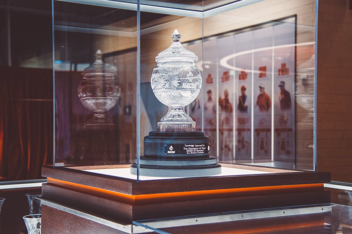 LonghornNetwork's tweet photo. This baby’s been upgraded to sibling. 

Another @NACDA Directors’ Cup is coming to Austin, TX for the 2021-22 season. https://t.co/OcFqGiPtg0