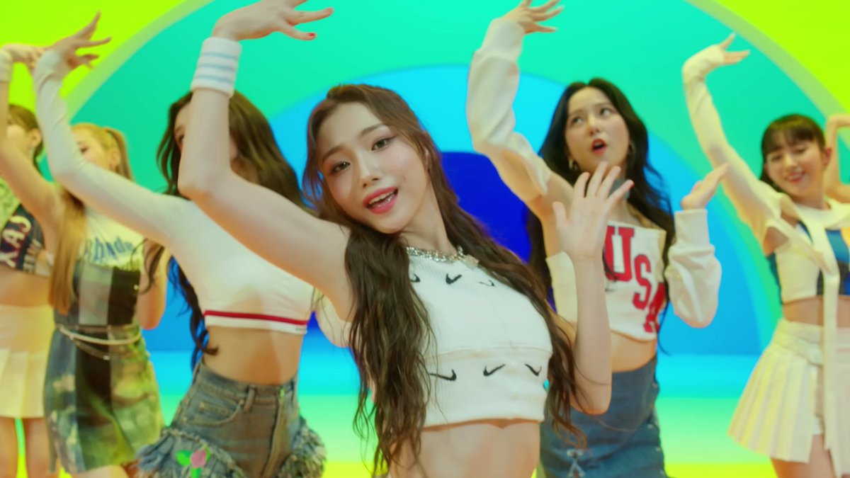 yngnarchive's tweet photo. #YOUNGEUN UP SECOND MV TEASER https://t.co/QyxYlOVT76