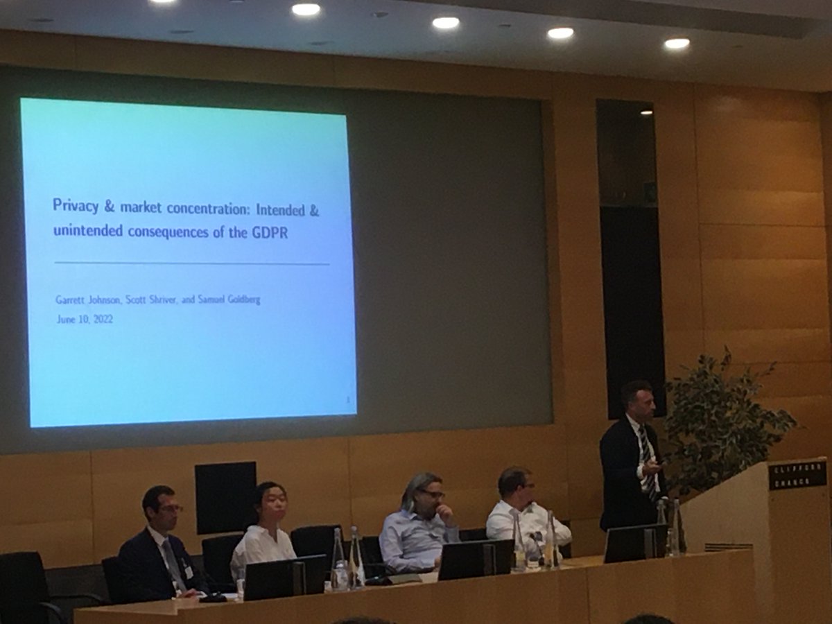 Samuel Goldberg (<a href="/NorthwesternU/">Northwestern</a> and <a href="/Stanford/">Stanford University</a>) gives the final presentation of #ccp2022conf with ‘privacy and market concentration: intended and unintended consequences of the GDPR’. #privacy #marketconcentration #GDPR #ccp2022conf