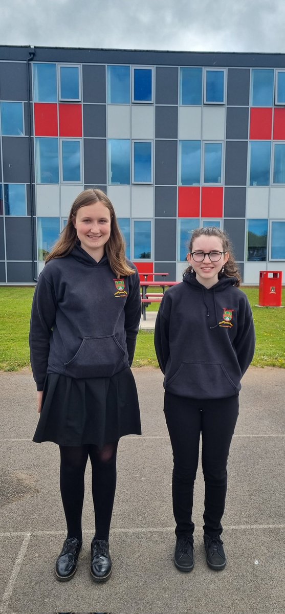 ITMLlanhari's tweet photo. Braf iawn i gyhoeddi bod Megan  Philp wedi cael canmoliaeth yn y Gystadleuaeth Cyfieithu Anthea Bell Lefel 3 Ffrangeg i Gymraeg a Ffion Reid wedi ennill y gystadleuaeth Lefel 2 Ffrangeg i Gymraeg. Magnifique!! @YsgolLlanhari @CSCJES @TranslationExch @WG_Education https://t.co/vs0CIMnCJO