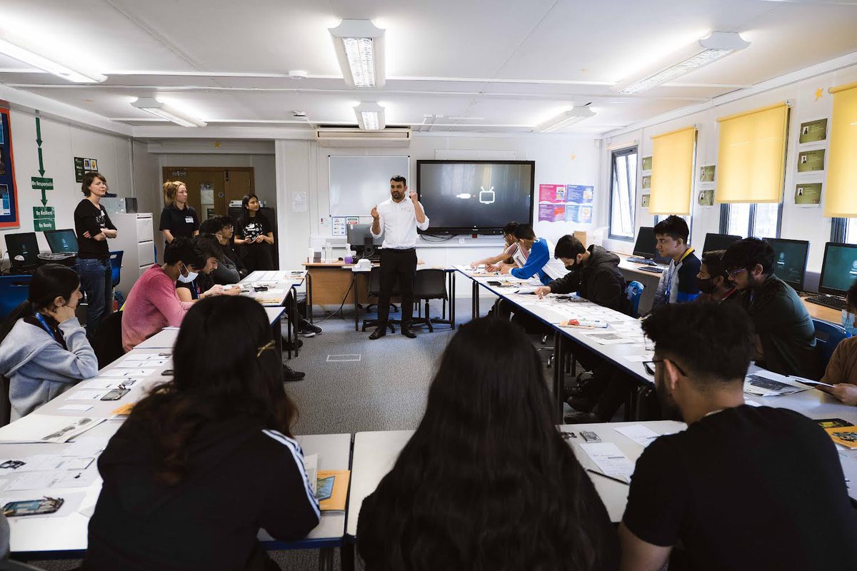 saras fix tweet media