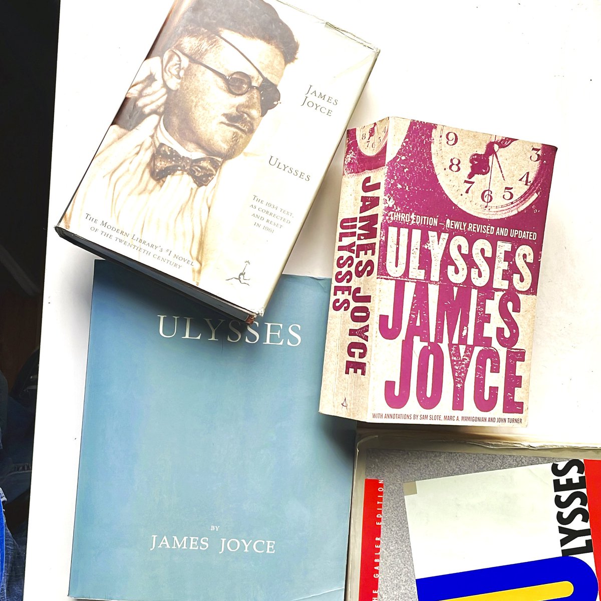 RuidoyLaFuria's tweet photo. Bloomsday #june16 #JamesJoyce #Ulysses #jamesjoyceulysses https://t.co/OheIVQL4cj