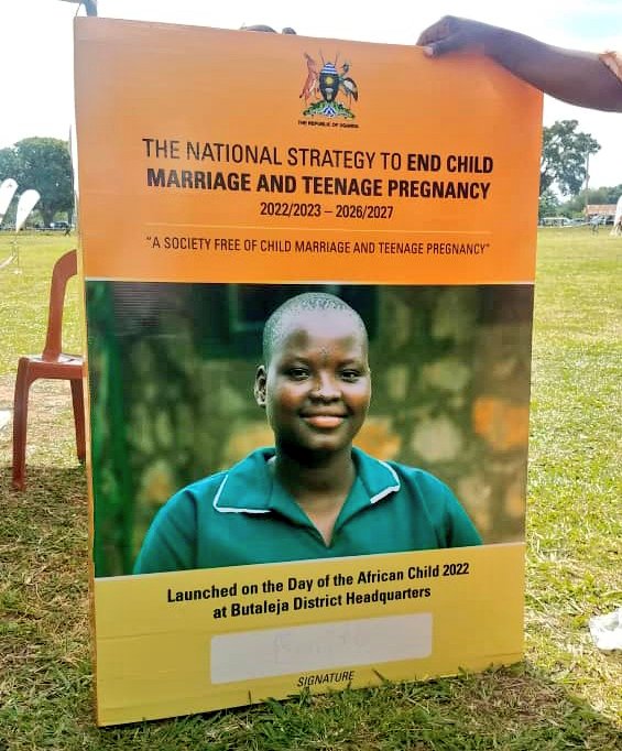 Amani_initiativ's tweet photo. On the #DayOfTheAfricanChild @Moglsd_UG officially launches 2022/23- 2025/17 National Strategy to #EndChildMarriage &amp; Teenage Pregnancy.

As an organization we are proud to be apart of this process &amp; commiting to realizing the strategy vision through our work. #StrongerTogether https://t.co/aZRxTrn9Xm