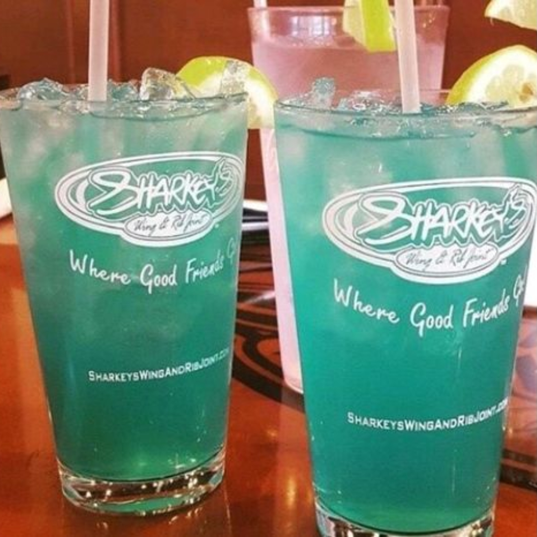 SharkeysRadford's tweet photo. It will be 89 today so remember to stay hydrated! With over 25 signature cocktails and 32 taps, we have the right drink to keep you refreshed. We open at 4, just when you'll need it the most!
#wheregoodfriendsgo #radford https://t.co/BTILhCR2hJ