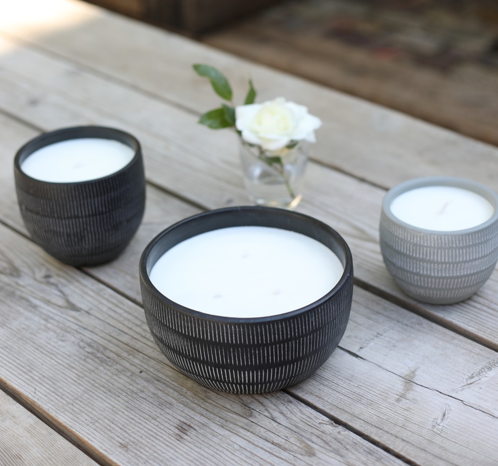Coco_ginger16's tweet photo. Join us this weekend at the Royal Three Counties Show. 17 - 19 June 2022. MALVERN, WORCESTERSHIRE, WR13 6NW ☀️

#handmade #shoplocal #homedecor #decor #home #design #scentedcandles #style #candlelight #homewares #candlelover #favouritescent #diffusers #fragrance https://t.co/xCjTriQe4P