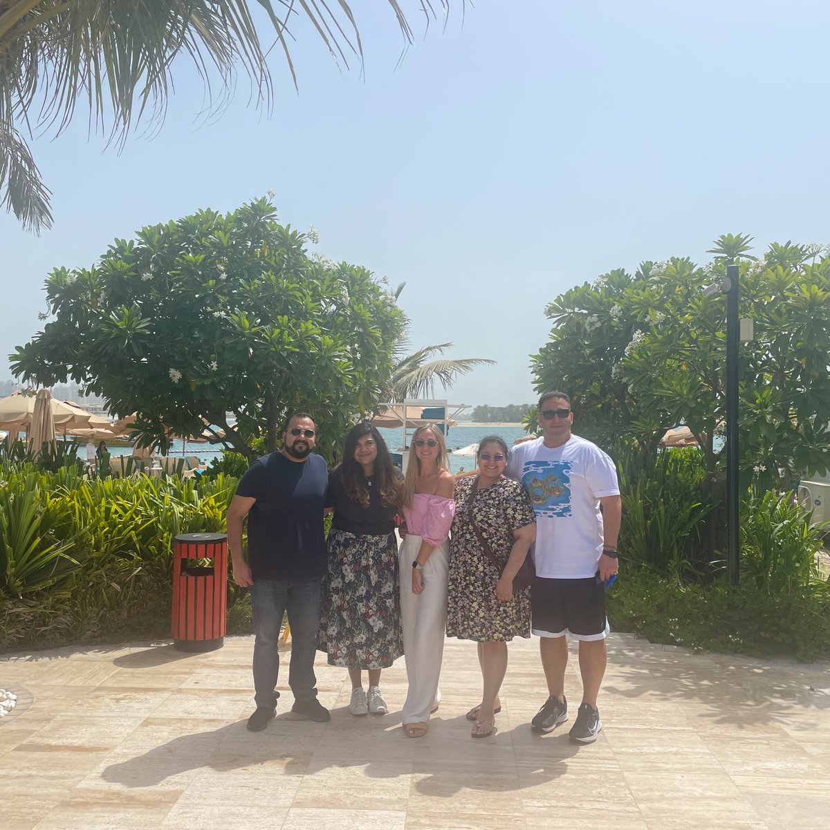 It was a pleasure to meet new frens from web3 IRL @luckyrabbitsio <a href="/tmtlabs/">TMT Labs</a> <a href="/TheCupcakeryNFT/">TheCupcakeryNFT</a> 🤍 

Thank you @luckyrabbitsio for bringing the Dubai NFT community together yesterday ✨see you soon in NYC