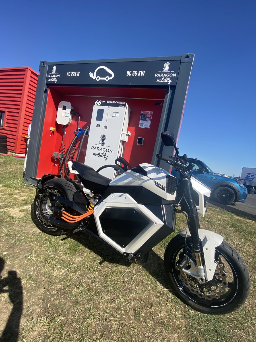 VERGEmotorcycle's tweet photo. @paragonevpods giving us a bit of juice for our test rides at the Salon Remoove.  CCS charging is the fastest way to top up and get back on the road, and at 25+ Kw charge speeds, we are leading the way! 

#vergemotocycles #vergemc #ev #electricmotorcycle #electric #motorcycle https://t.co/kXDyBJddLz